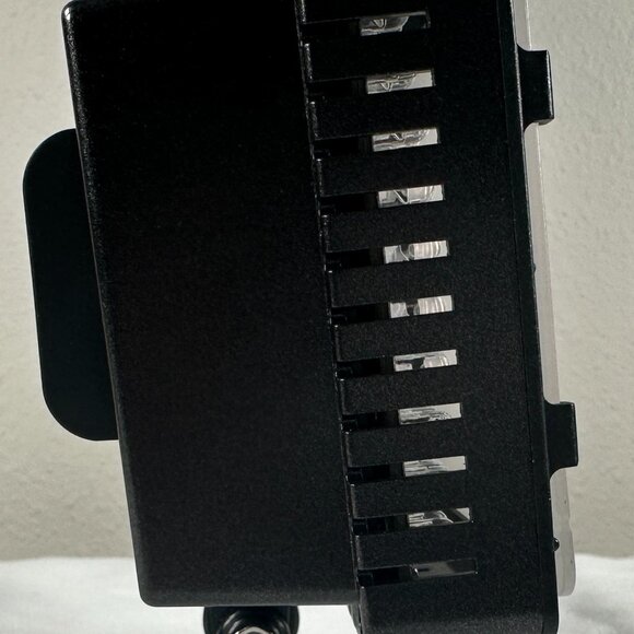 Neewer CN-160 Adjustable & Dimmable 5600K/3200K LED Video Camera Lighting Panel - Picture 8 of 15